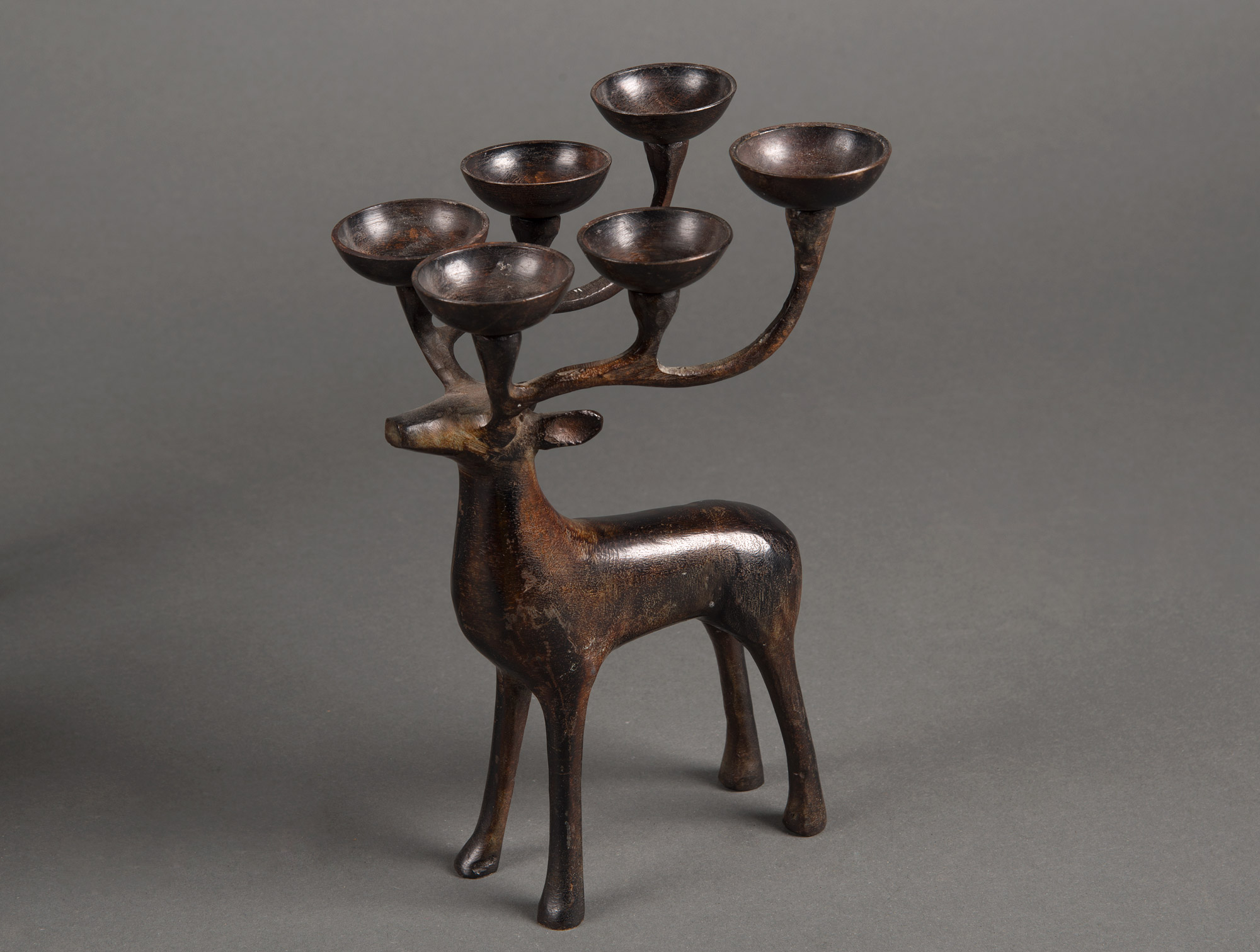 Bougeoir à forme de cerf en bronze, XXe siècle © Soubrier Antiquités