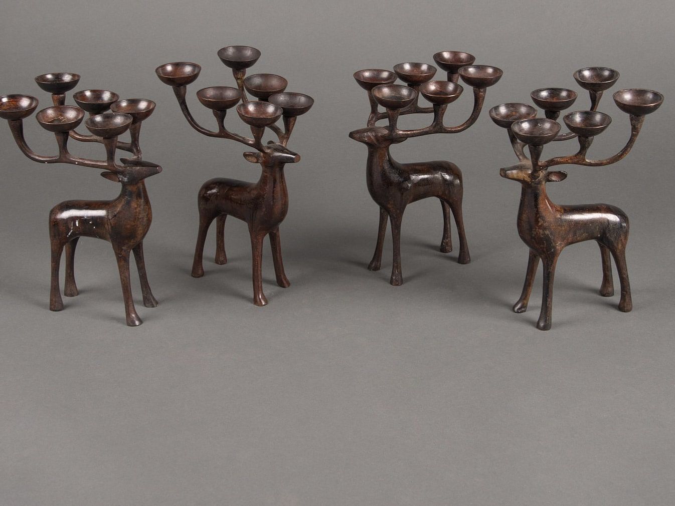 Bougeoir à forme de cerf en bronze, XXe siècle © Soubrier Antiquités