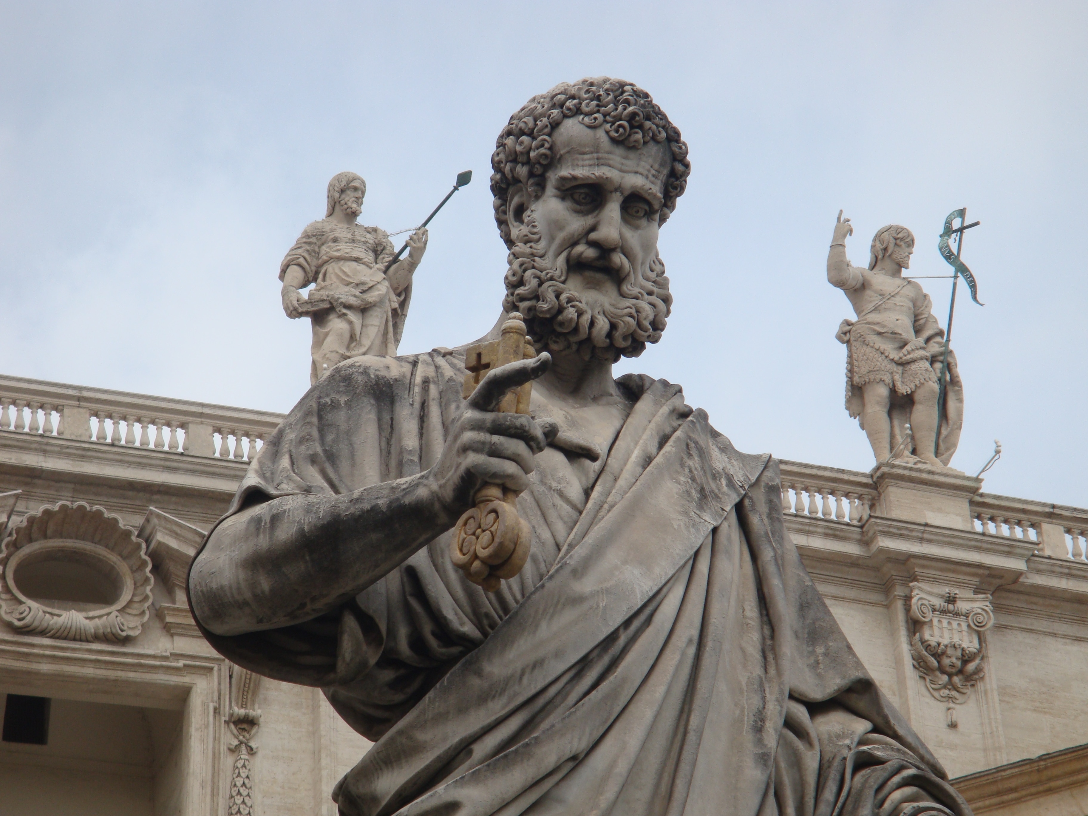 Statue de Saint-Pierre, Vatican Giuseppe de Fabris (1790 - 1860) © Vinoconvistablog.com