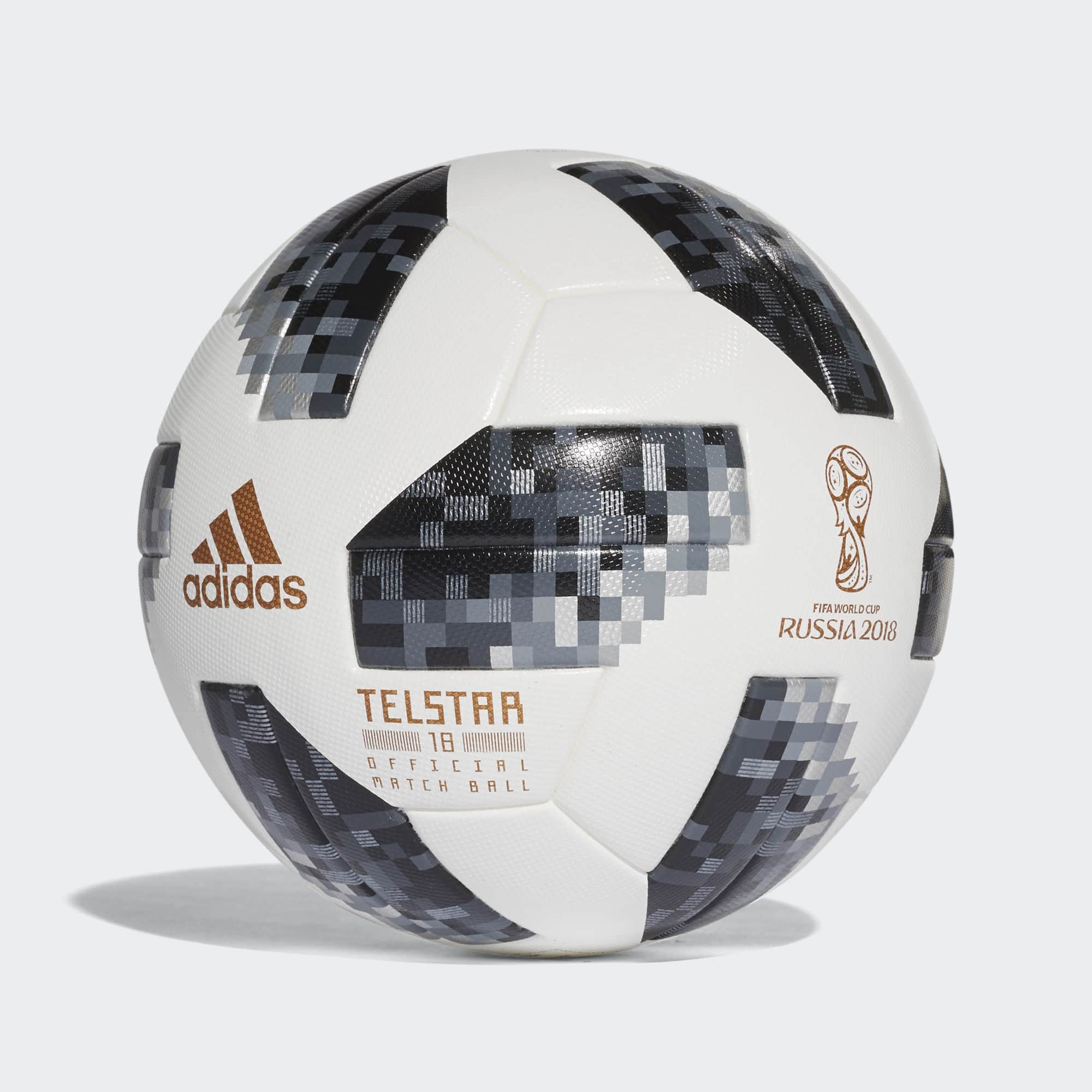 Ballon officiel de la Coupe du Monde de football 2018 © ADIDAS