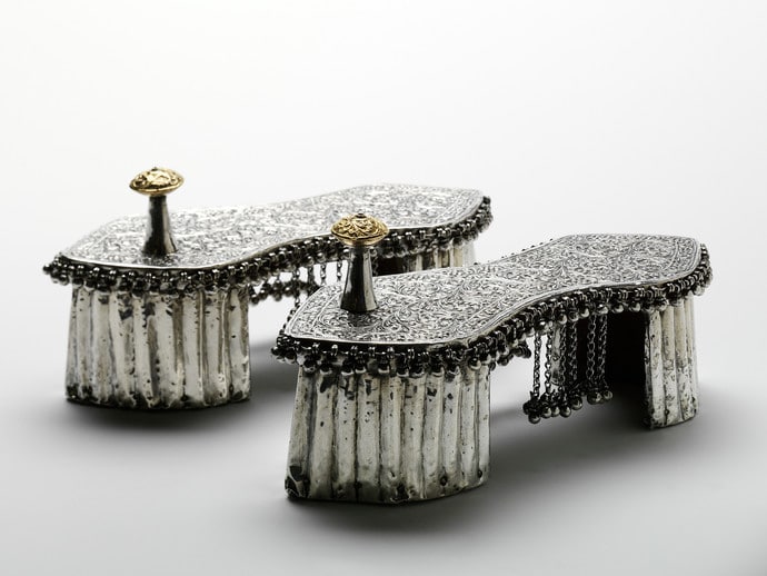 Paduka de mariage en argent et or plaqués sur âme de bois, Inde vers 1800 © Victoria and Albert Museum, London