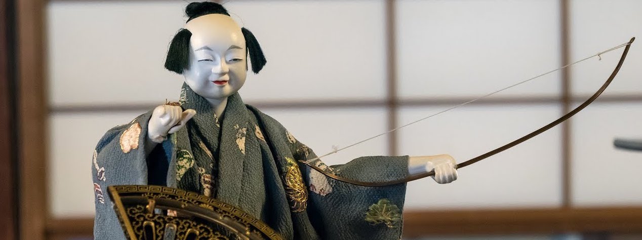 detail-visage-sculpture-archer-karakuri-ningyo-yumi-hiki-doji-automate-japon
