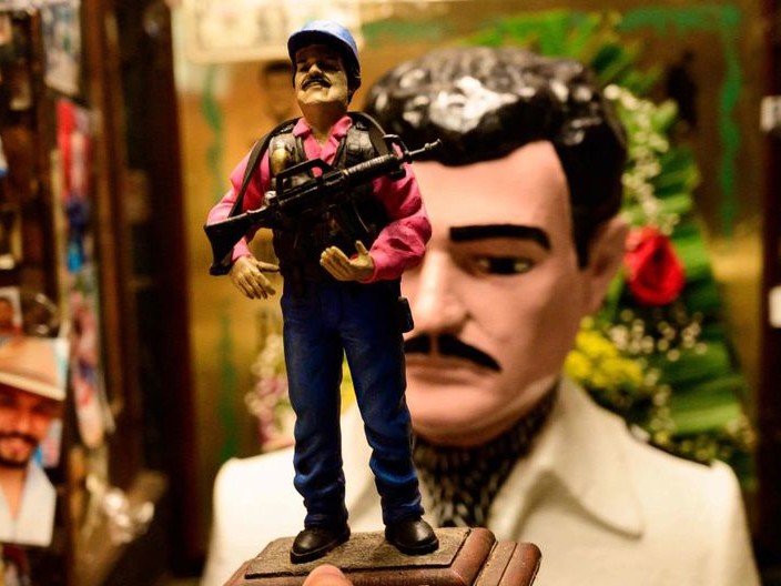 figurine-el-chapo-guzman-jesus-malverde