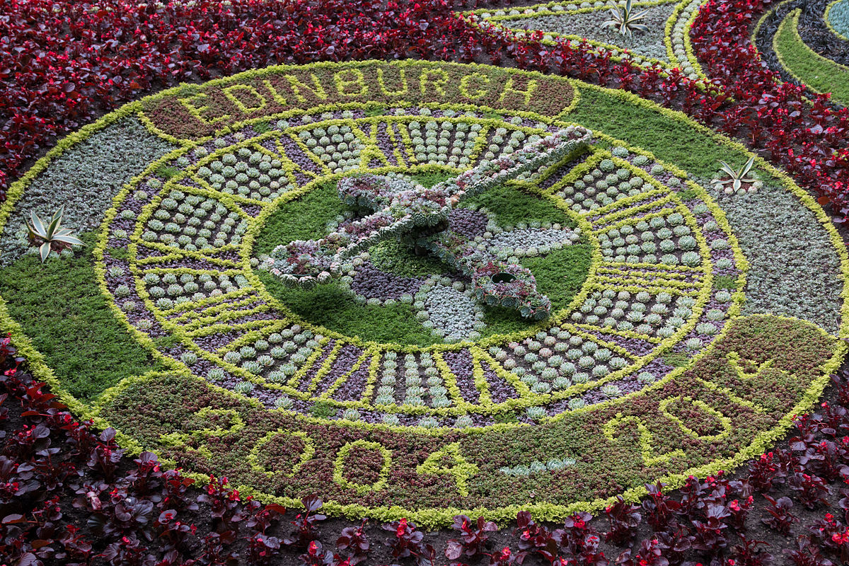 L’horloge florale d’Edimbourg sur Princes Street, maintenue et entretenue avec soin depuis le XIXe siècle